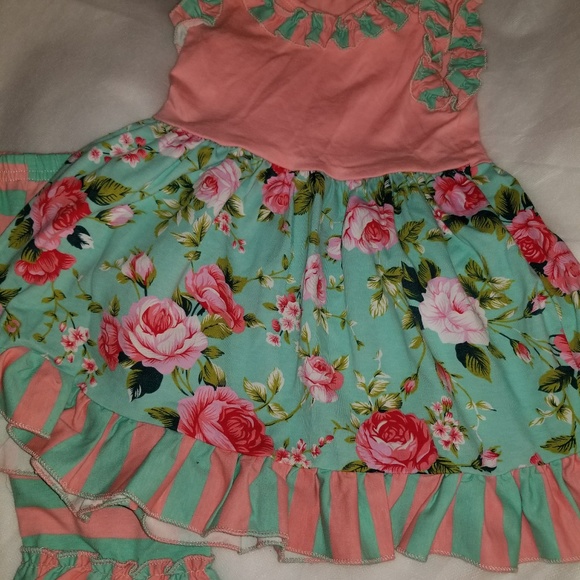 Floral dress with matching pants - Picture 1 of 2